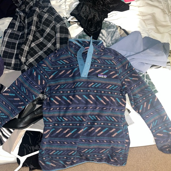 Patagonia Sweaters - Patagonia Multicolor Geometric Fleece